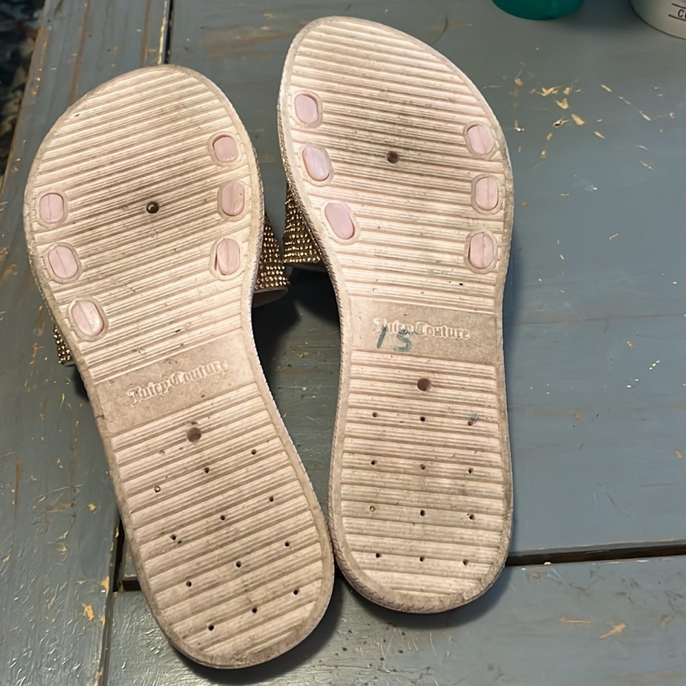 Juicy Couture Yippy Pink Rose Gold Embellished Slides 9 - Picture 6 of 7